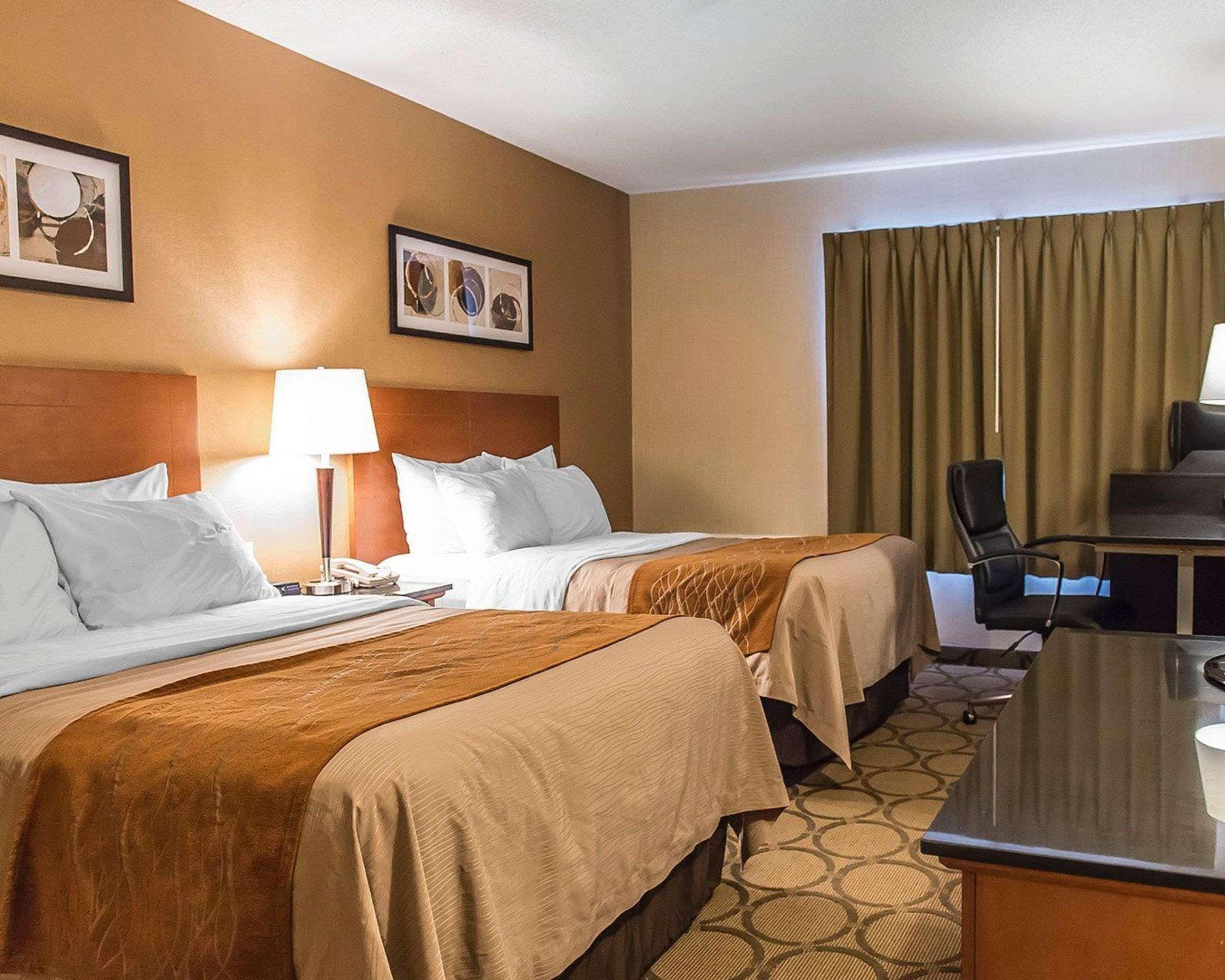 Comfort Inn Hwy 401 Kingston Ngoại thất bức ảnh