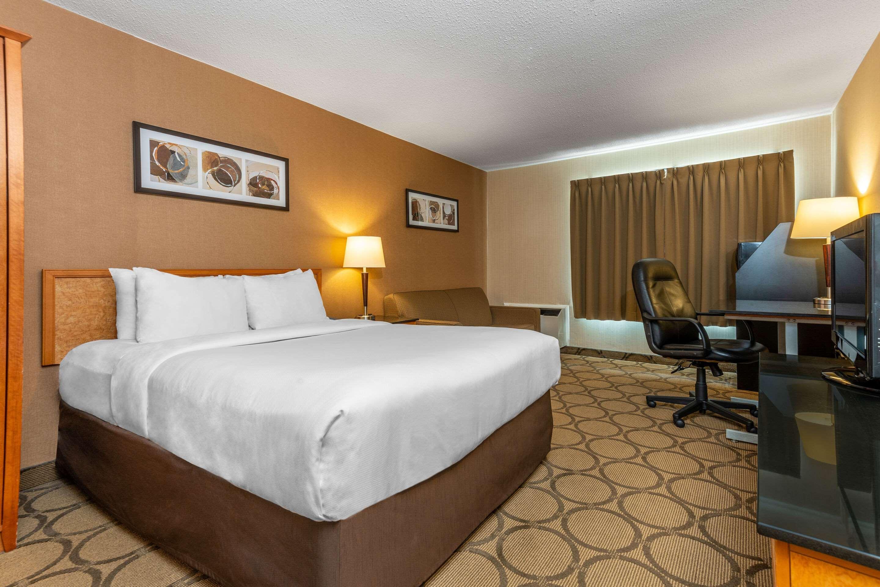 Comfort Inn Hwy 401 Kingston Ngoại thất bức ảnh