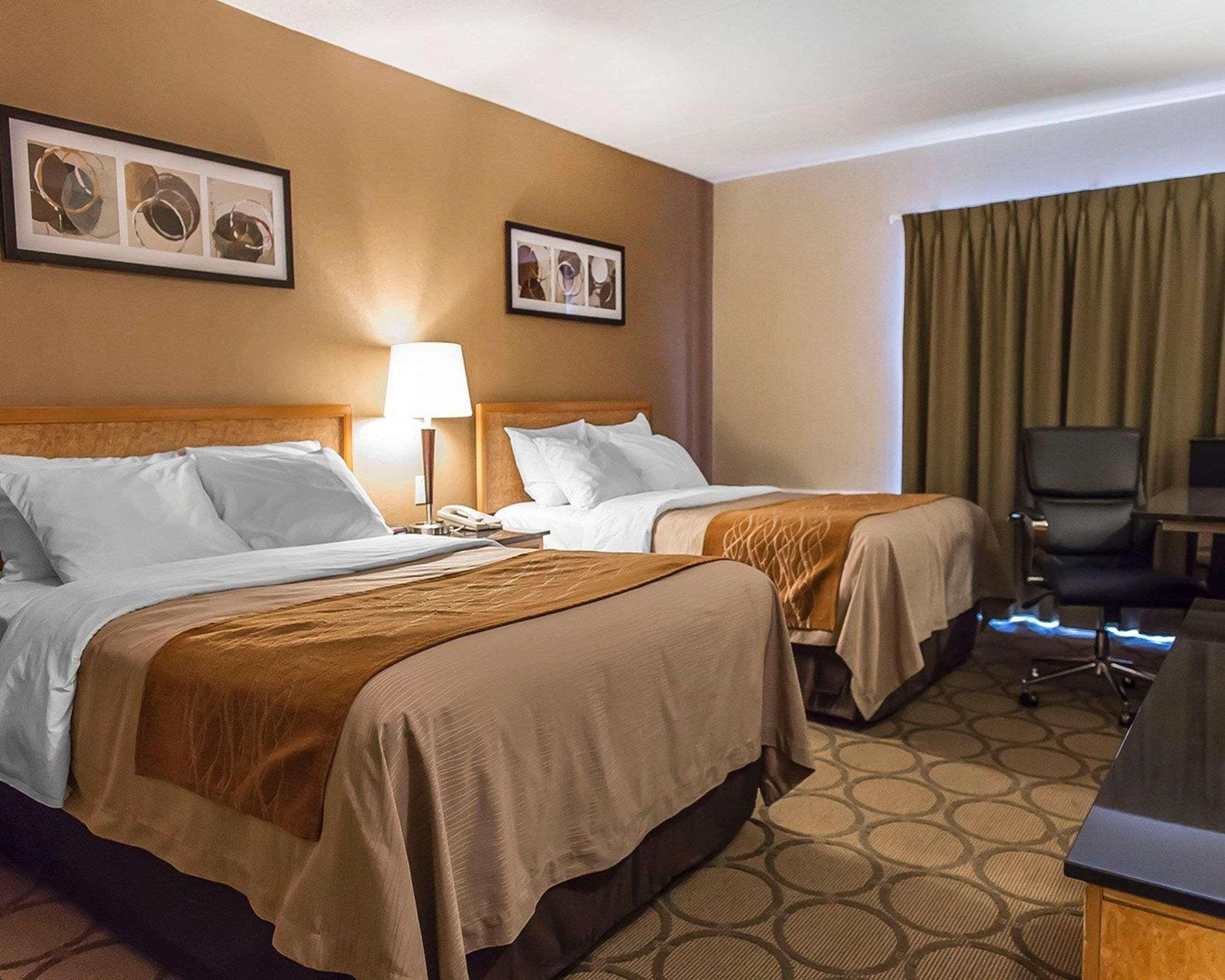 Comfort Inn Hwy 401 Kingston Ngoại thất bức ảnh
