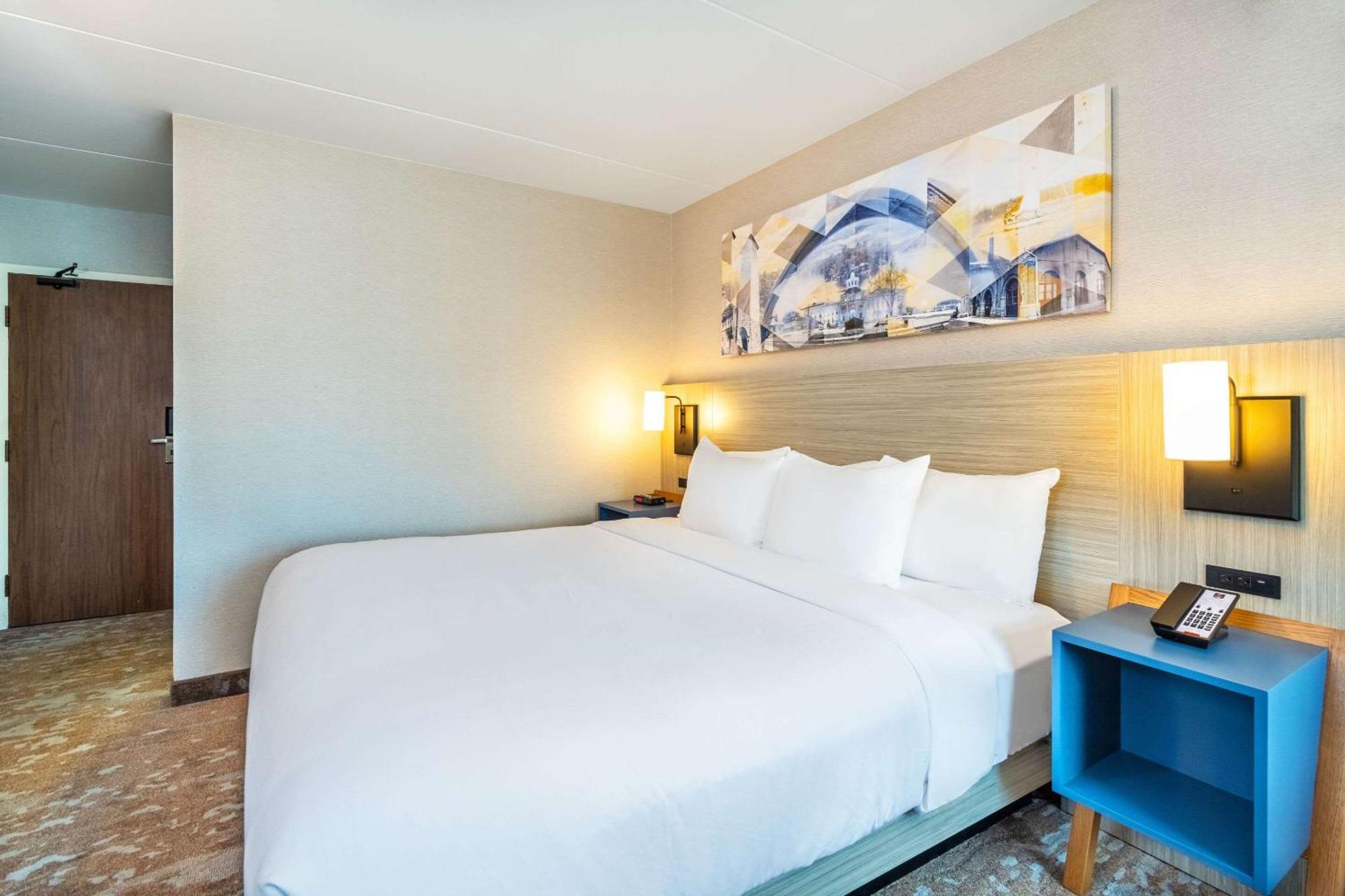 Comfort Inn Hwy 401 Kingston Ngoại thất bức ảnh