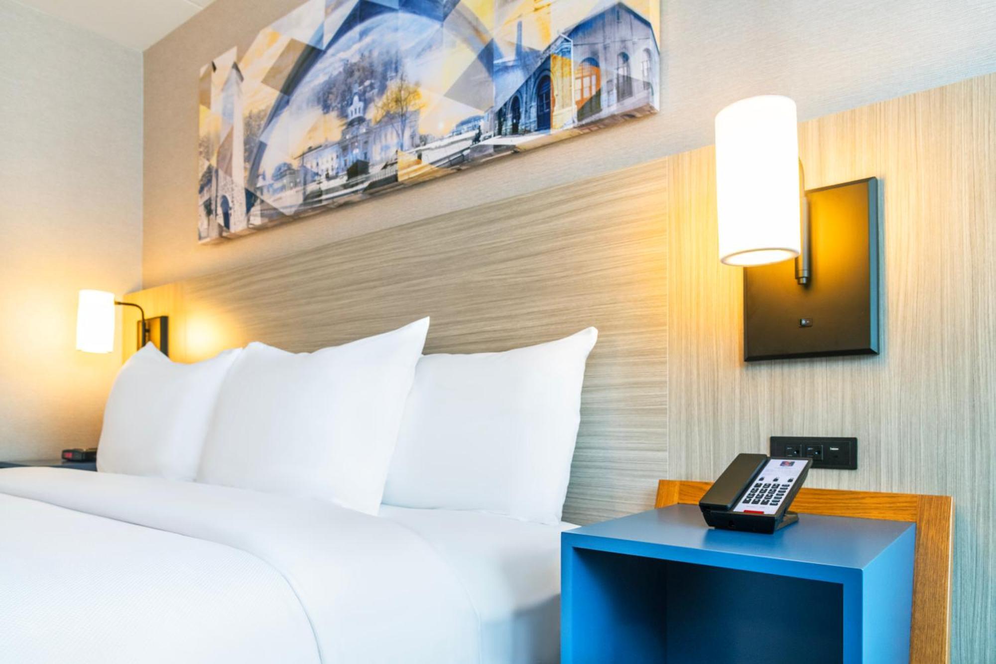 Comfort Inn Hwy 401 Kingston Ngoại thất bức ảnh